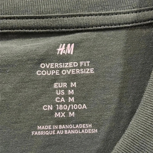 H & M oversized fit T-shirt - Picture 4 of 5